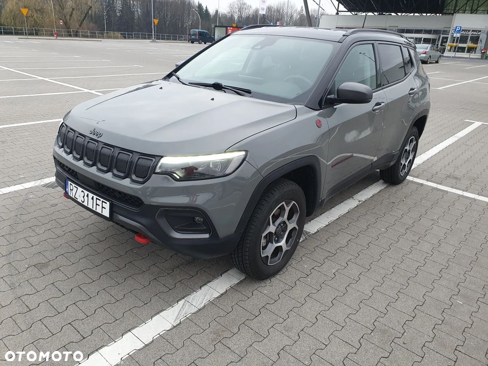 Jeep Compass - 31