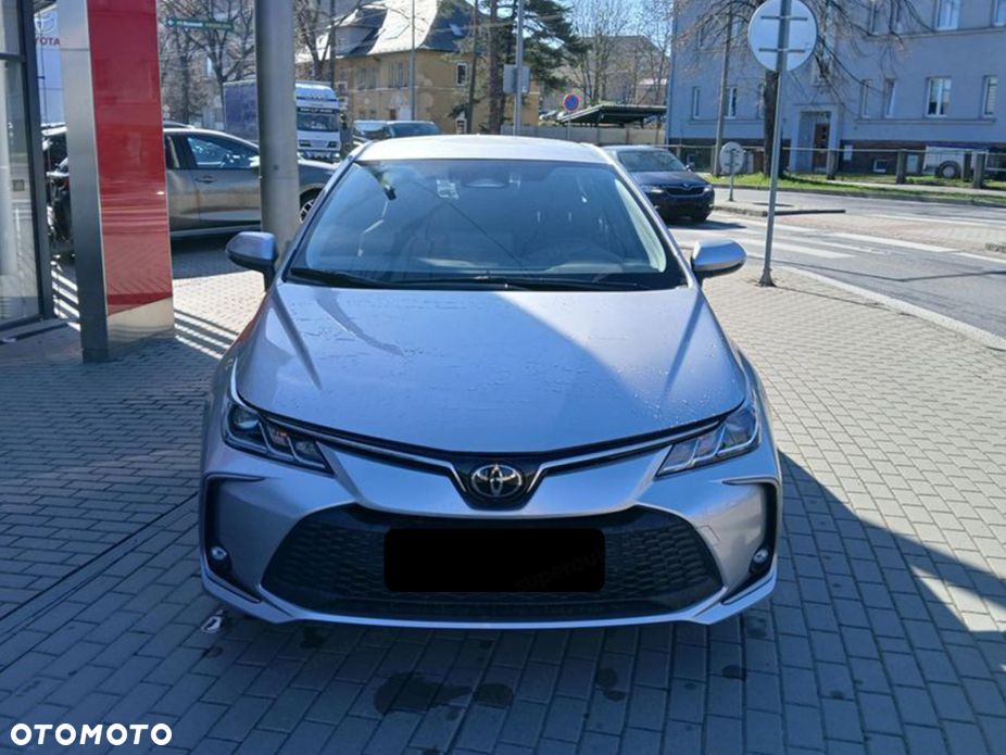 Toyota Corolla - 3