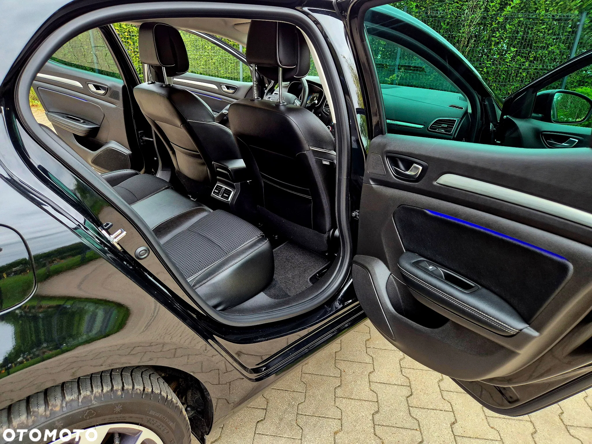 Renault Megane ENERGY TCe 130 Start & Stop Bose Edition - 26