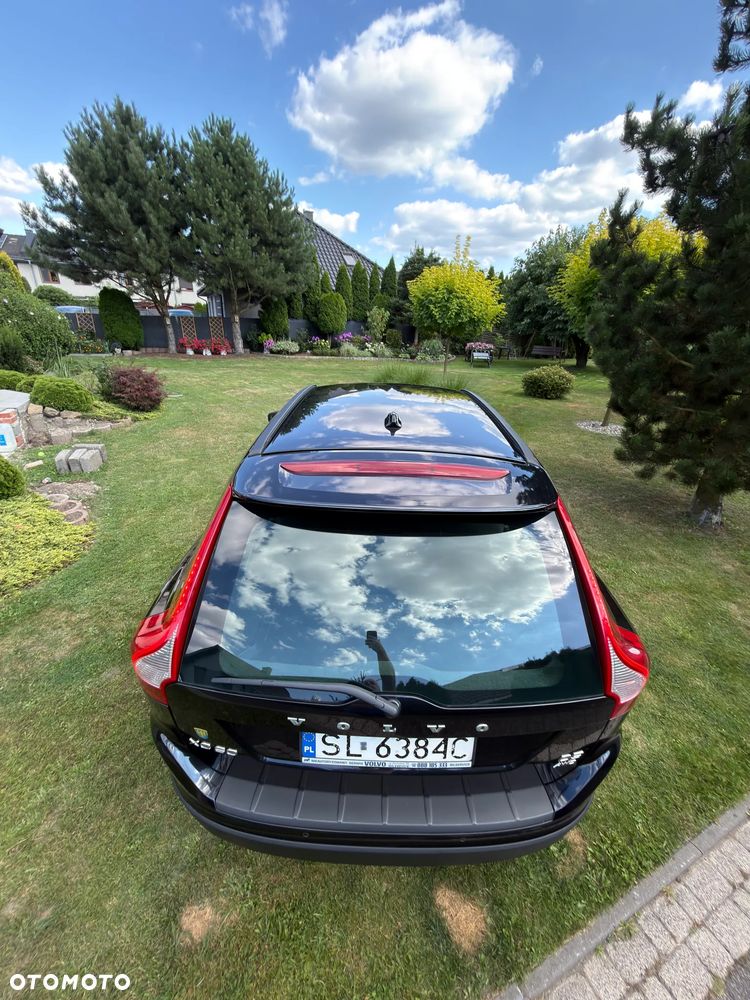 Volvo XC 60 D5 AWD - 12