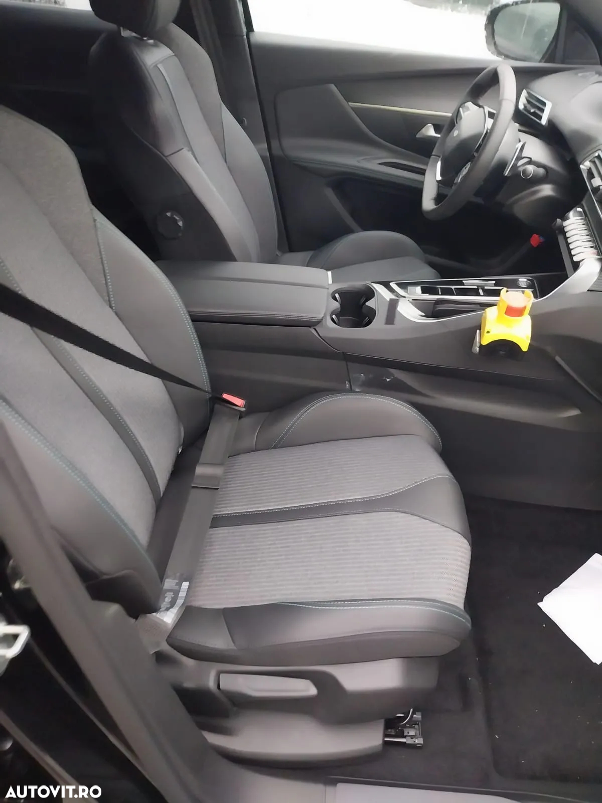Dezmembram Peugeot 3008 din 2022, 1.5 DCI, Gri - 7