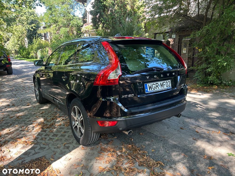 Volvo XC 60 D3 AWD Momentum - 3