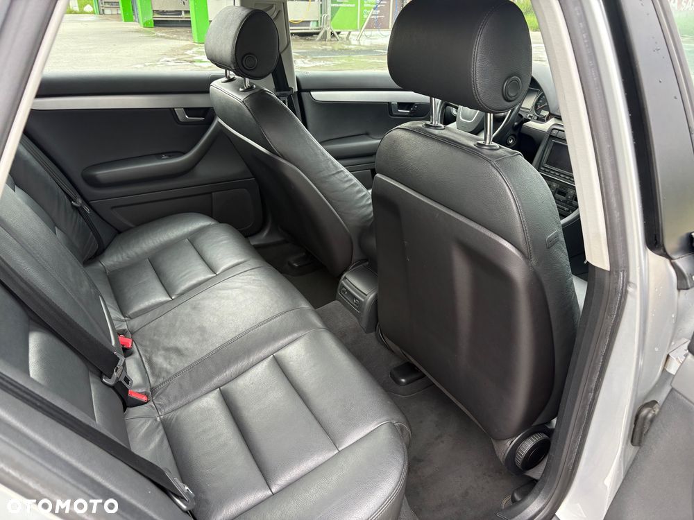 Audi A4 Avant 2.0 TDI - 14