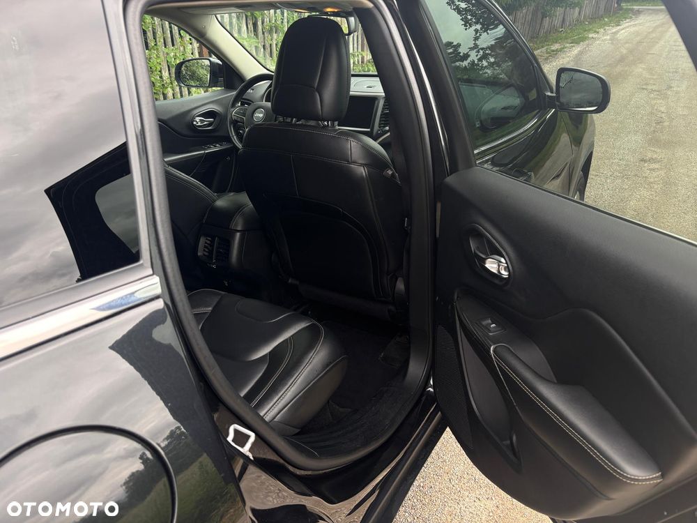 Jeep Cherokee 3.2 V6 Active Drive I Limited - 38