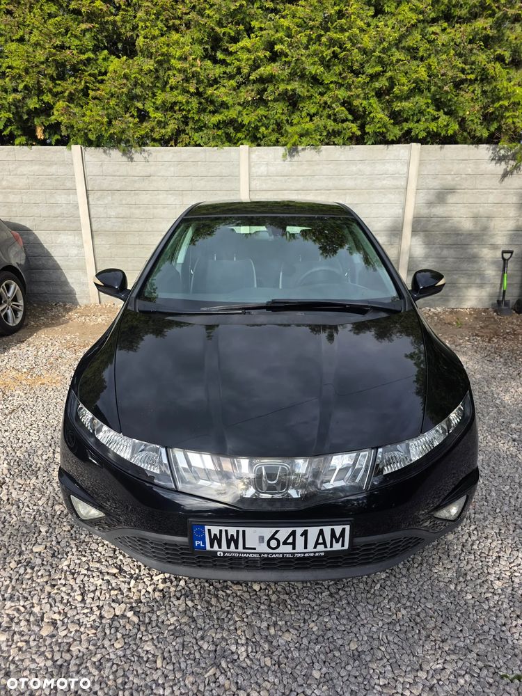 Honda Civic 1.8 Comfort - 1