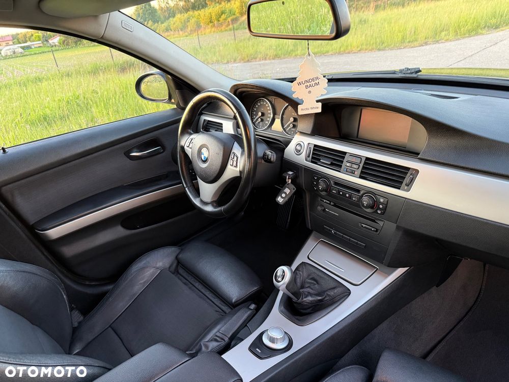 BMW Seria 3 320d DPF - 20