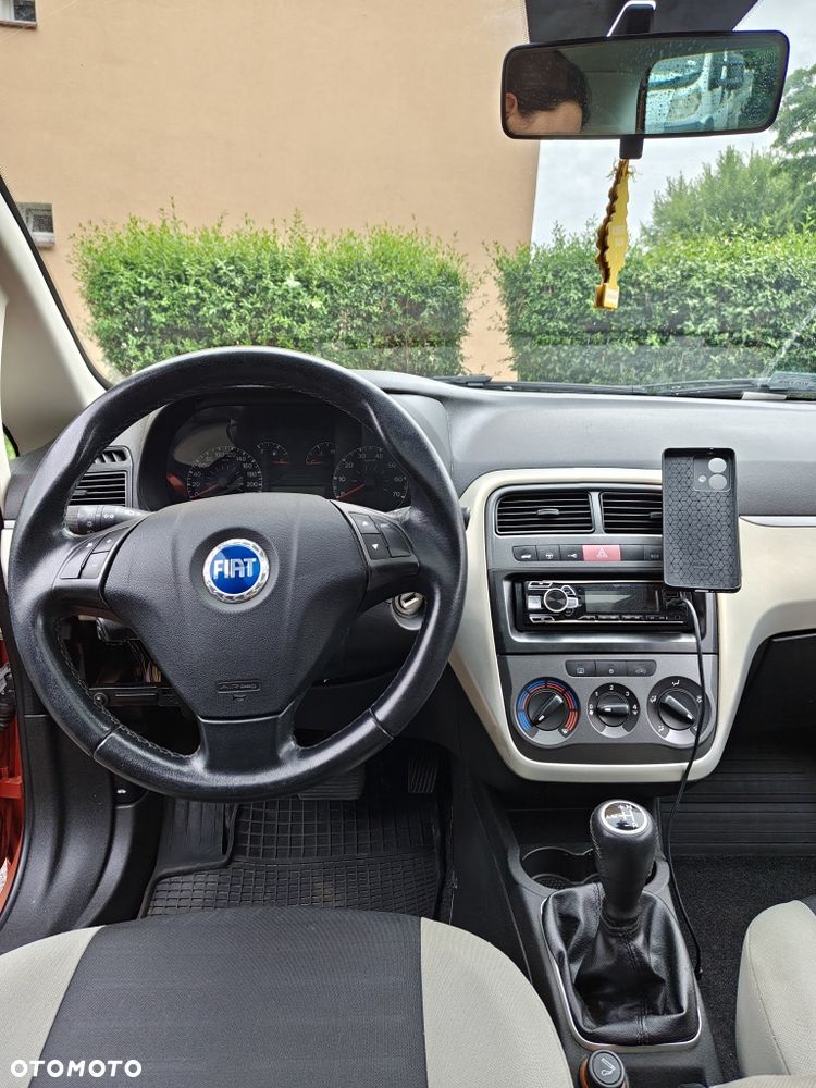 Fiat Punto - 6