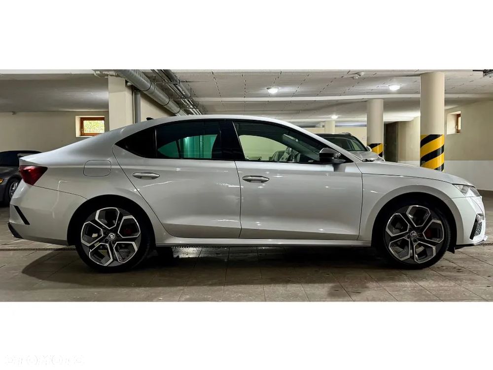 Skoda Octavia 2.0 TDI 4x4 RS DSG - 3