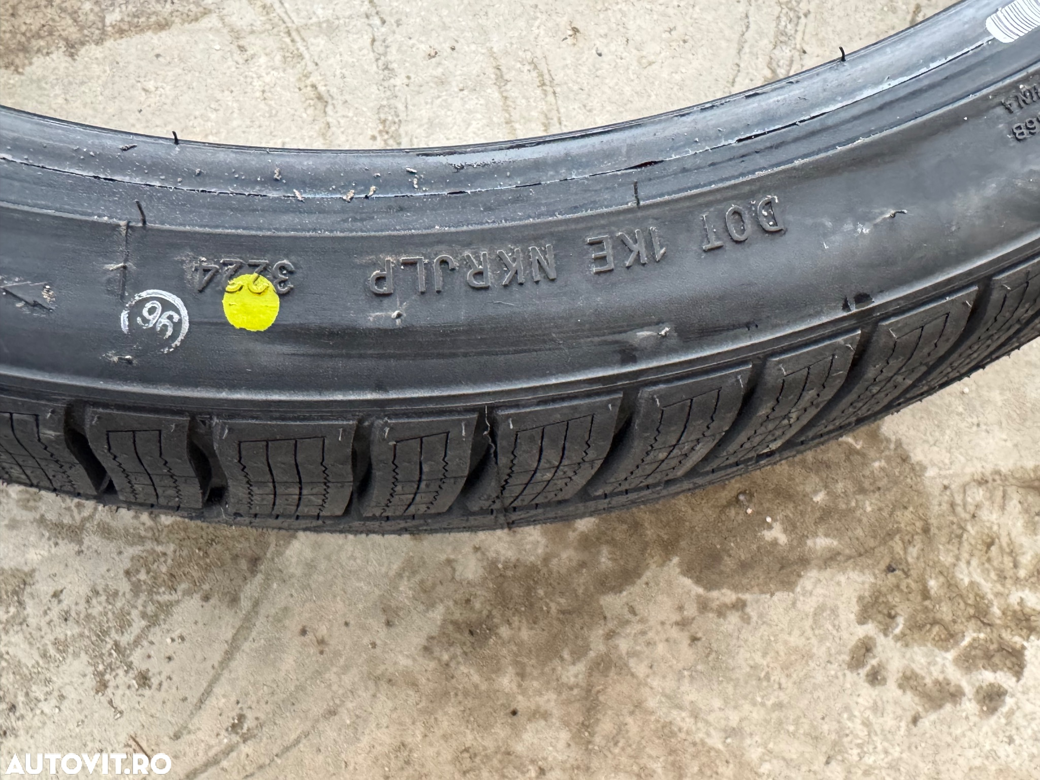 Vând 4 anvelope 275/30/21 gripmax de iarnă noi - 4