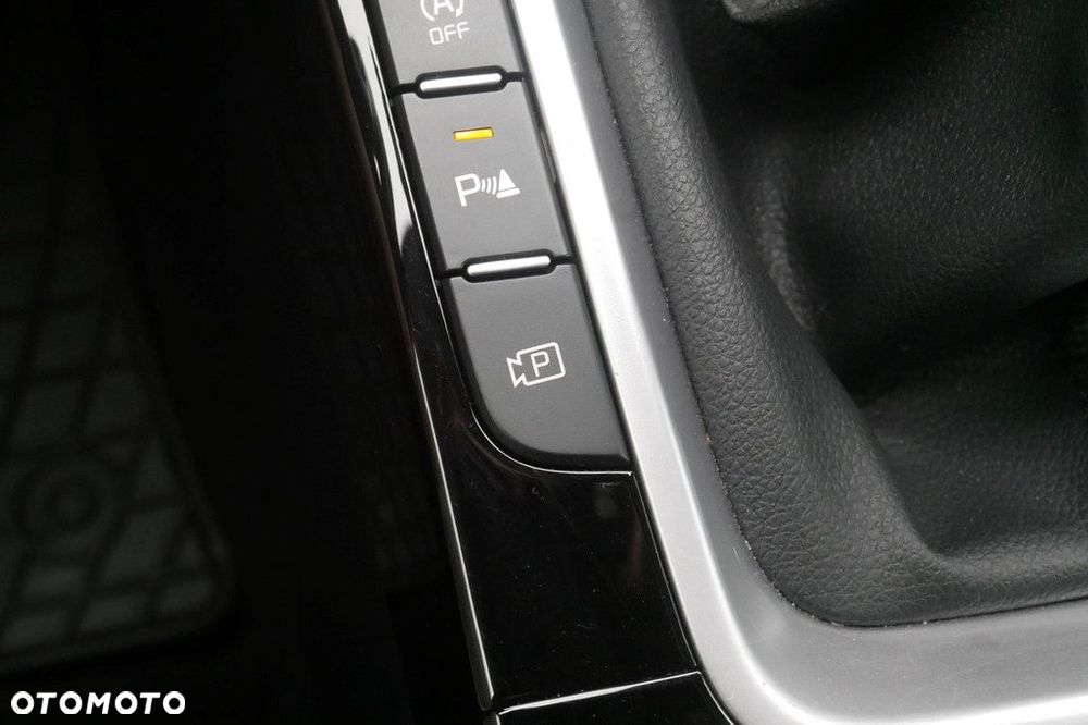 Kia Ceed 1.5 T-GDI Business Line - 18
