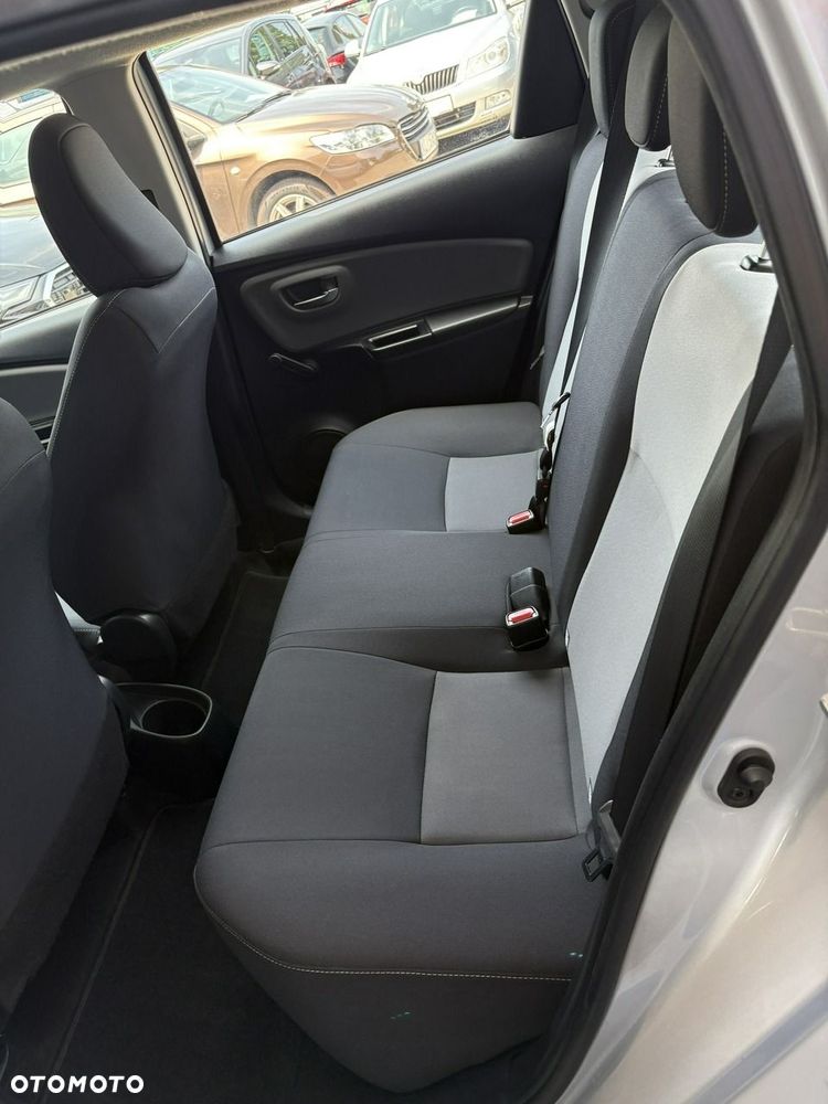 Toyota Yaris - 17