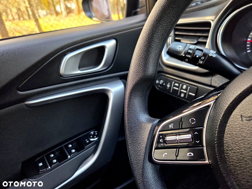 Kia Ceed 1.0 T-GDI M - 32
