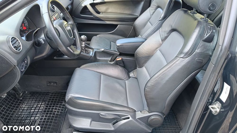 Audi A3 2.0 TDI Quattro Attraction - 21