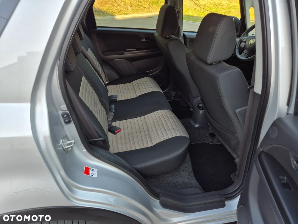 Fiat Sedici 1.6 16V 4x4 Lounge - 18