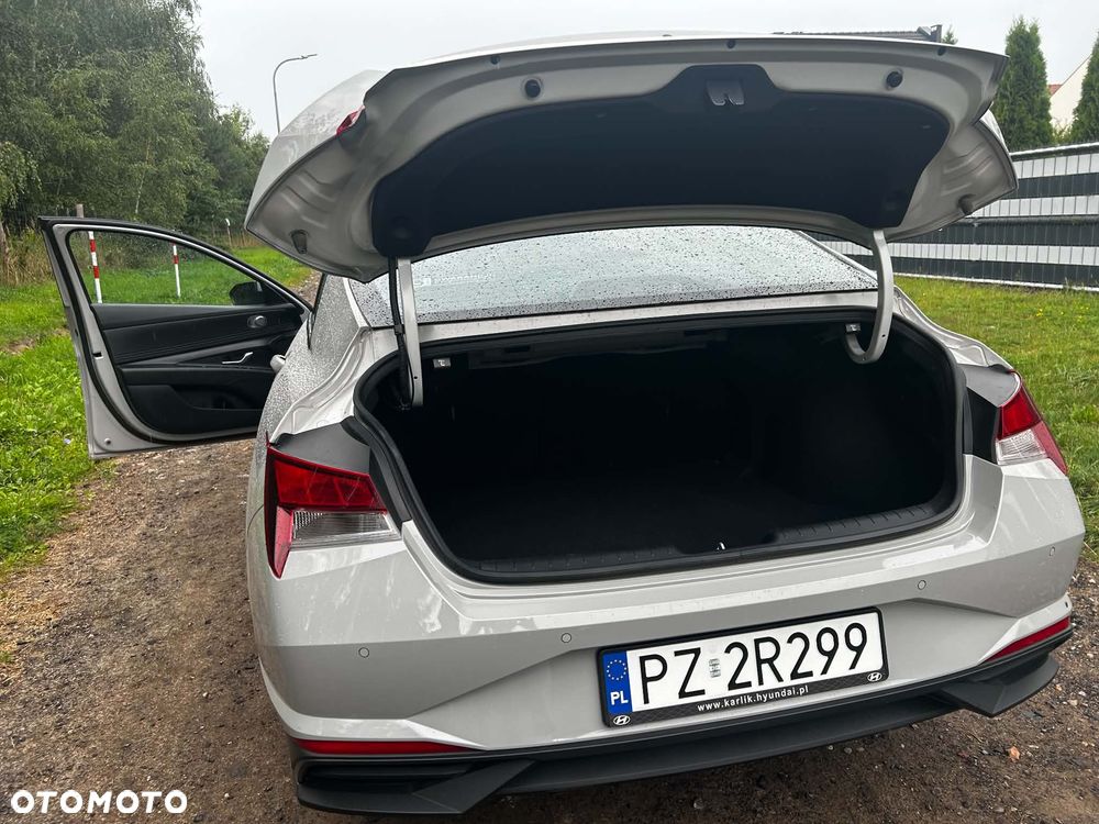 Hyundai Elantra 1.6 Modern - 6