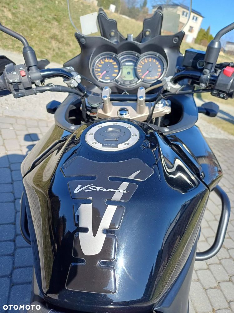 Suzuki DL - 8