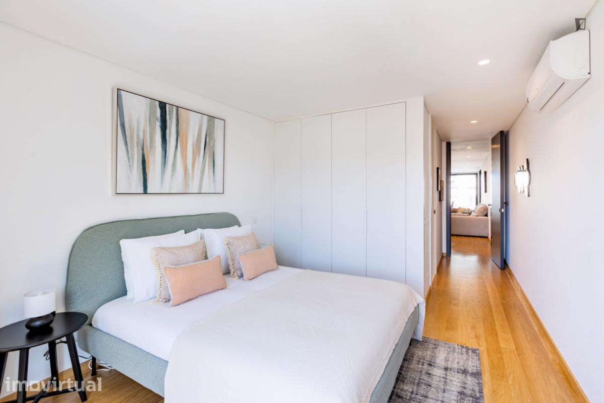 Apartamento com 1 quartos - localizado em Santo Ildefonso Porto - Grande imagem: 5/35