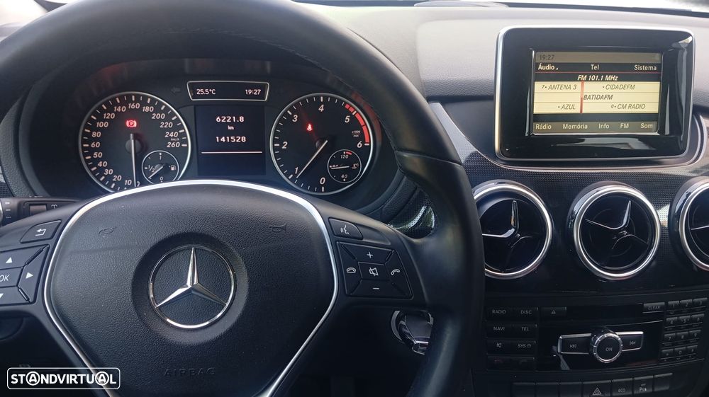 Mercedes-Benz B 180 - 5