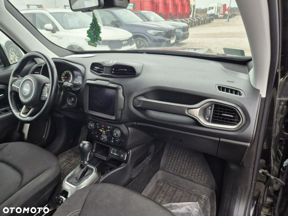 Jeep Renegade - 13
