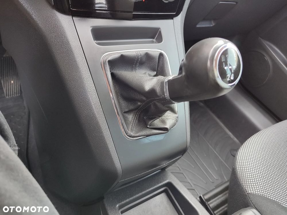 Opel Zafira - 24