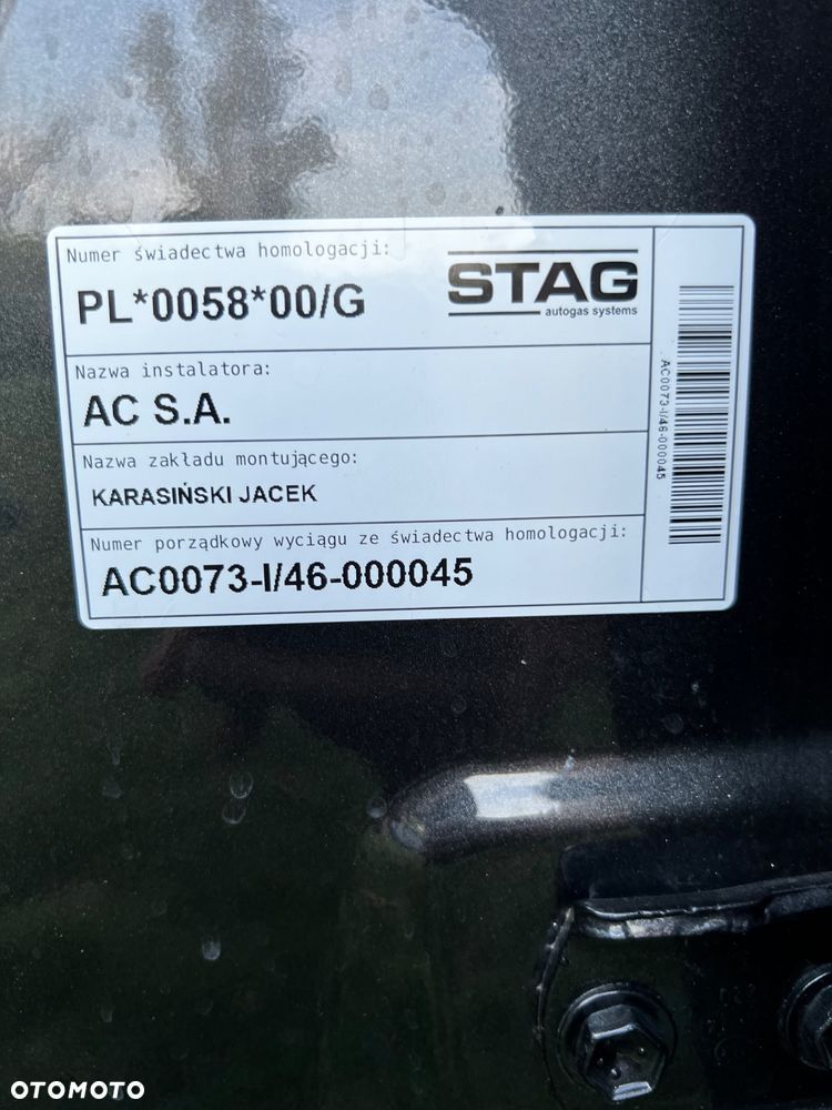 Toyota Sequoia - 25