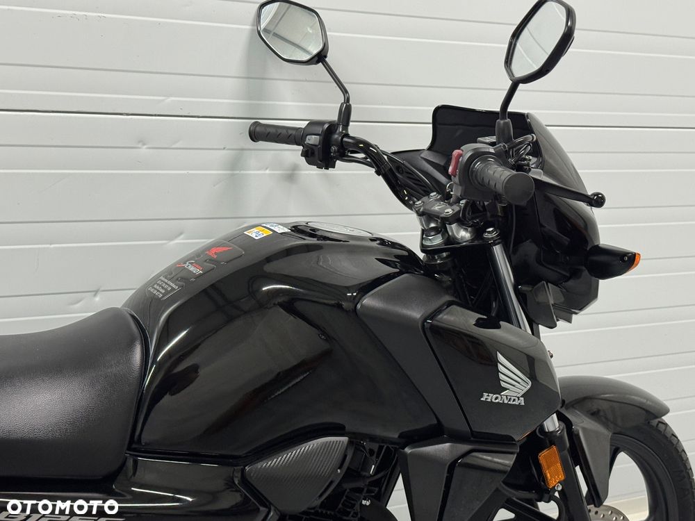 Honda CBF - 7