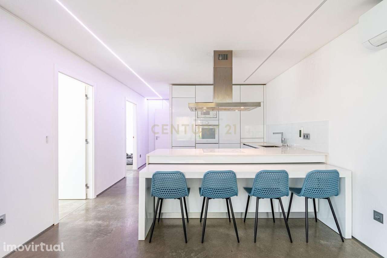 Moradia T2 Moderna com Lote de 339m² a 10min das Praias e 35min de Lis - Grande imagem: 4/28