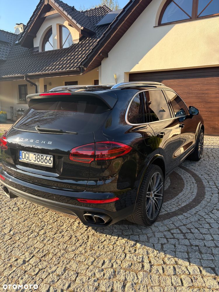 Porsche Cayenne Turbo - 6