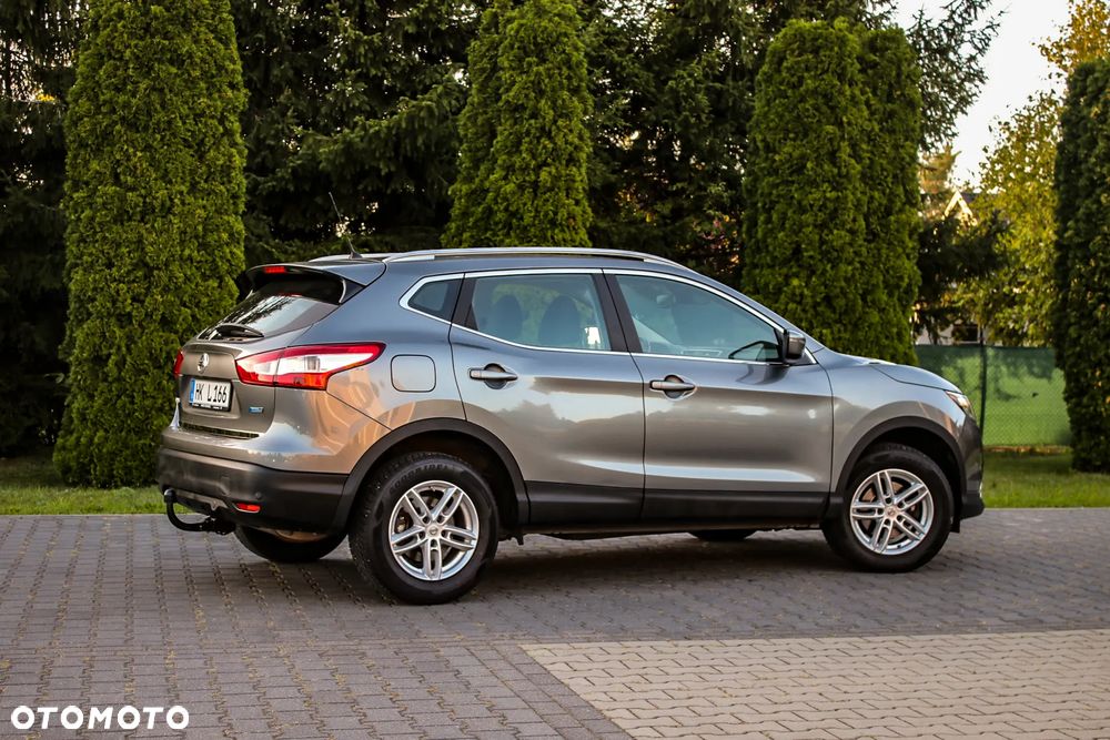 Nissan Qashqai 1.5 dCi TEKNA - 15