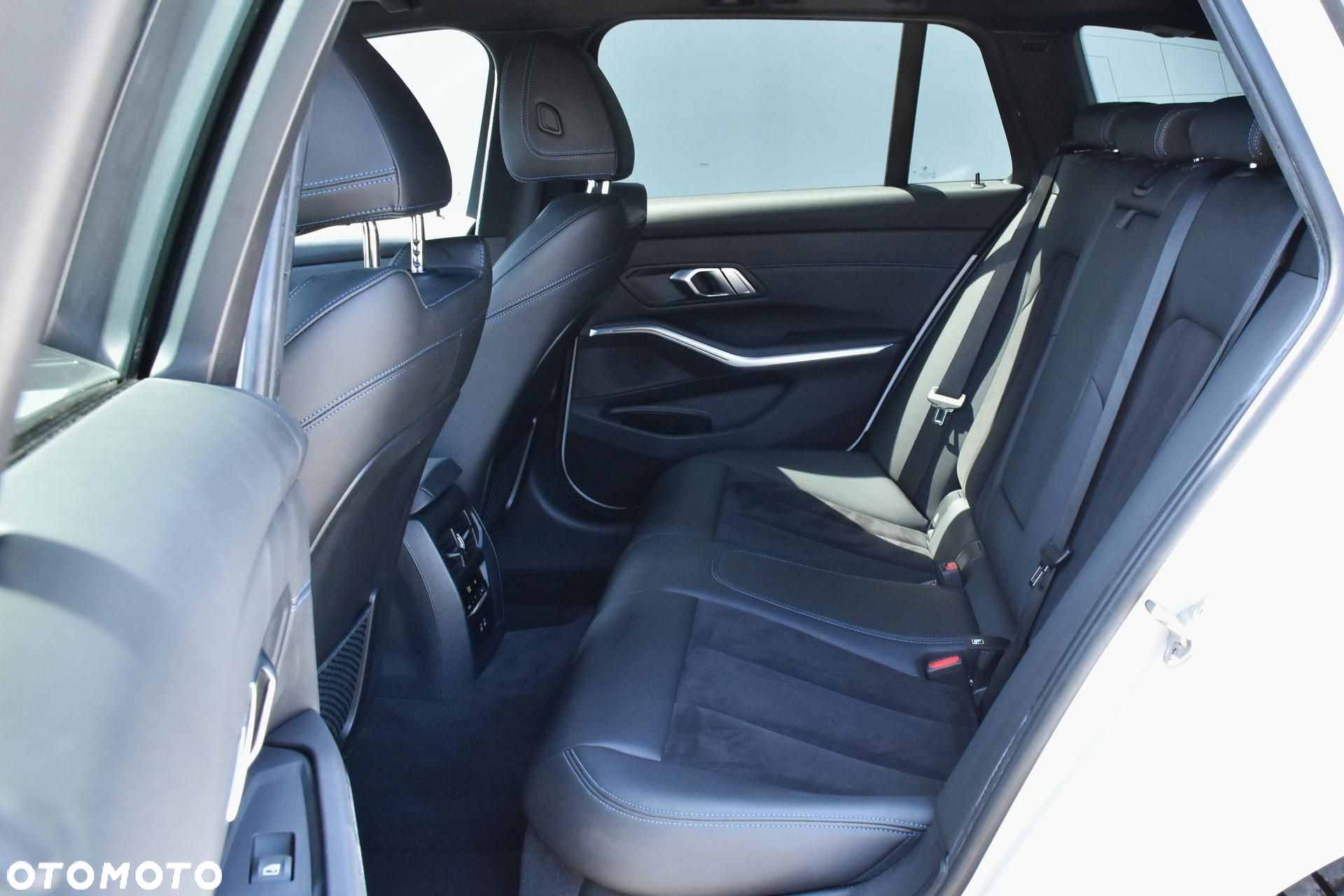 BMW Seria 3 - 13