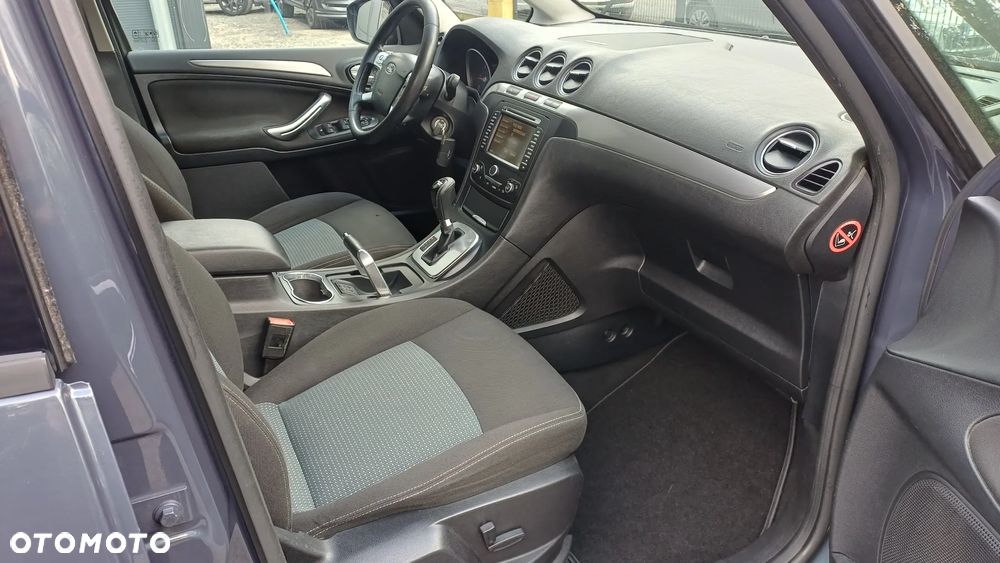 Ford Galaxy 2.0 TDCi Trend MPS6 - 17