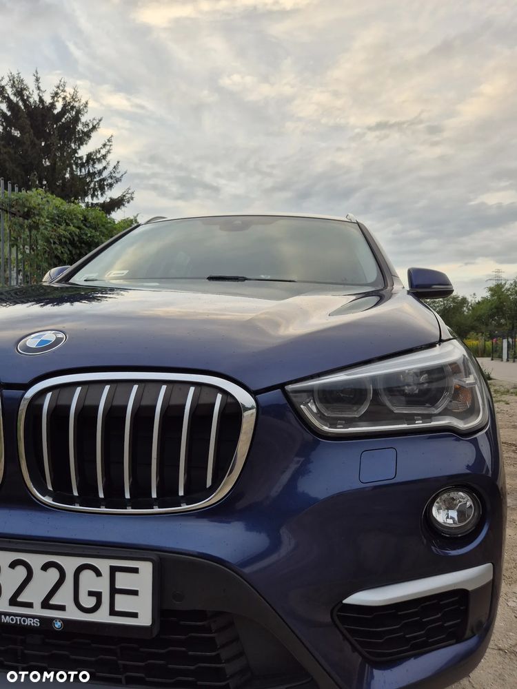 BMW X1 sDrive18i - 11