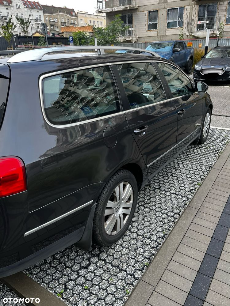 Volkswagen Passat 2.0 TDI DPF Highline - 6