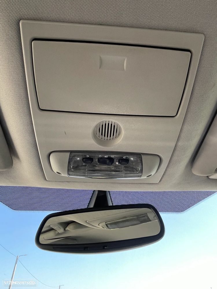 Ford Mondeo 1.8 TDCi Titanium - 27