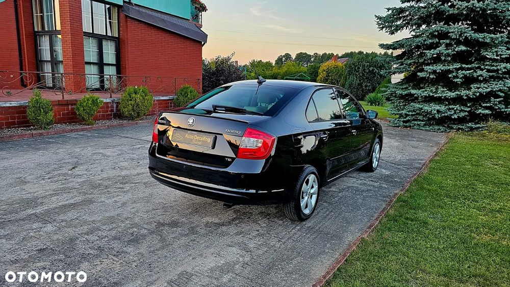 Skoda RAPID 1.4 TSI Active DSG - 12
