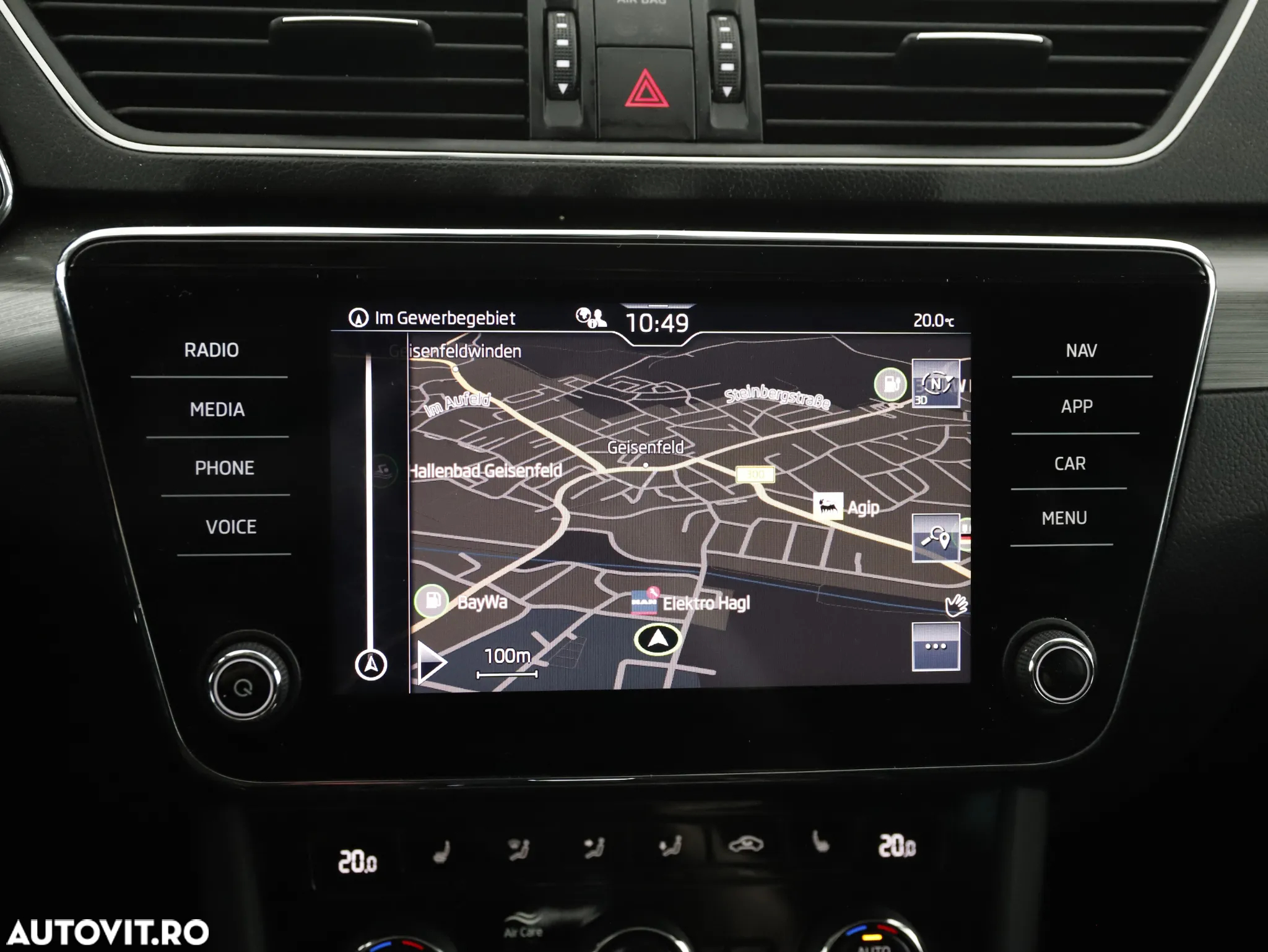 Skoda Superb Combi 2.0 TDI DSG Ambition - 16
