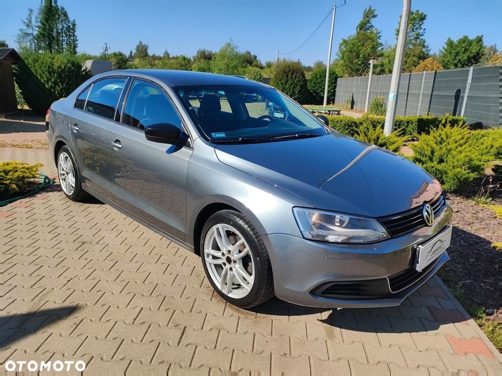 Volkswagen Jetta 2014 photo 4