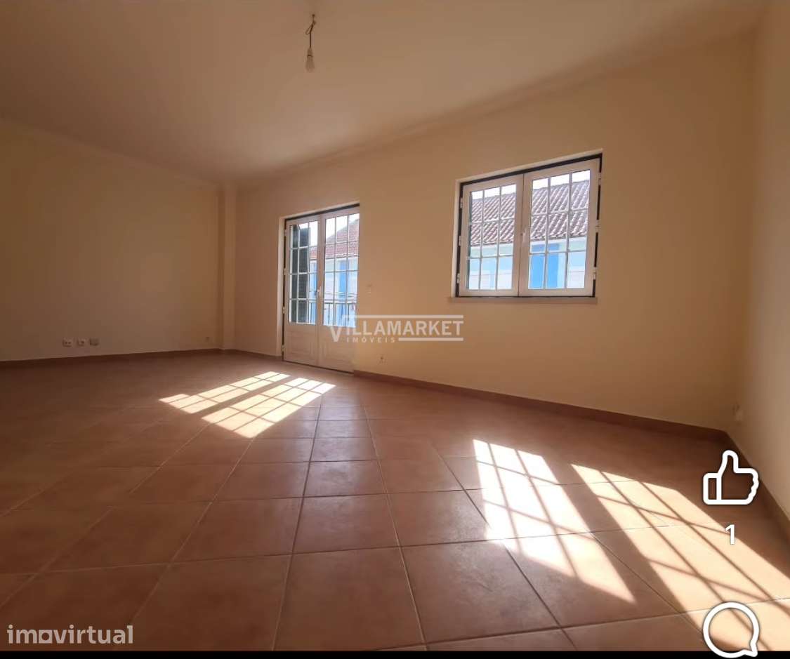 Apartamento T2 + 1 composto por 1 sótão com 69 m2 situado em Marinhais - Grande imagem: 5/27