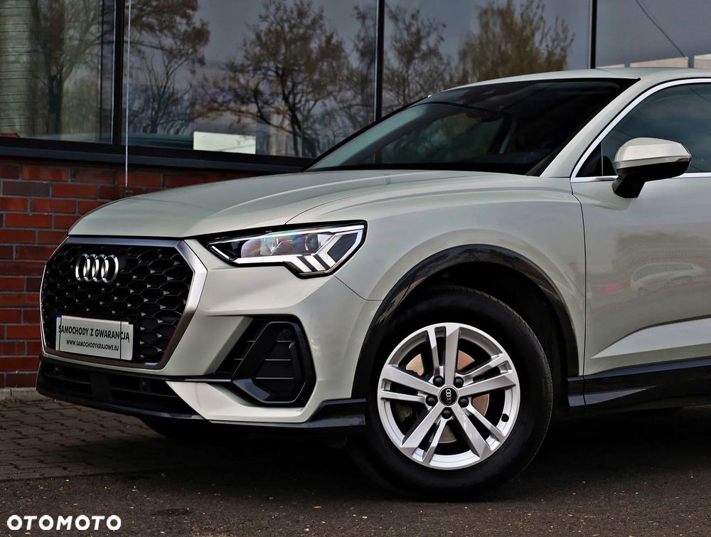 Audi Q3 Sportback - 14
