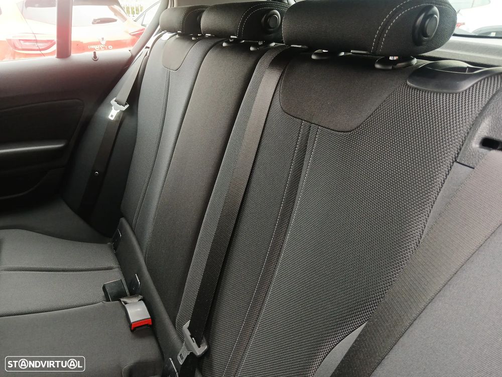 BMW 116 d Aut. Sport Line - 26
