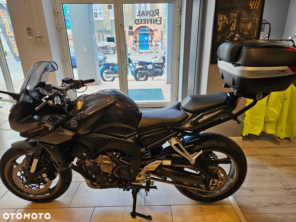 Yamaha FZ - 4