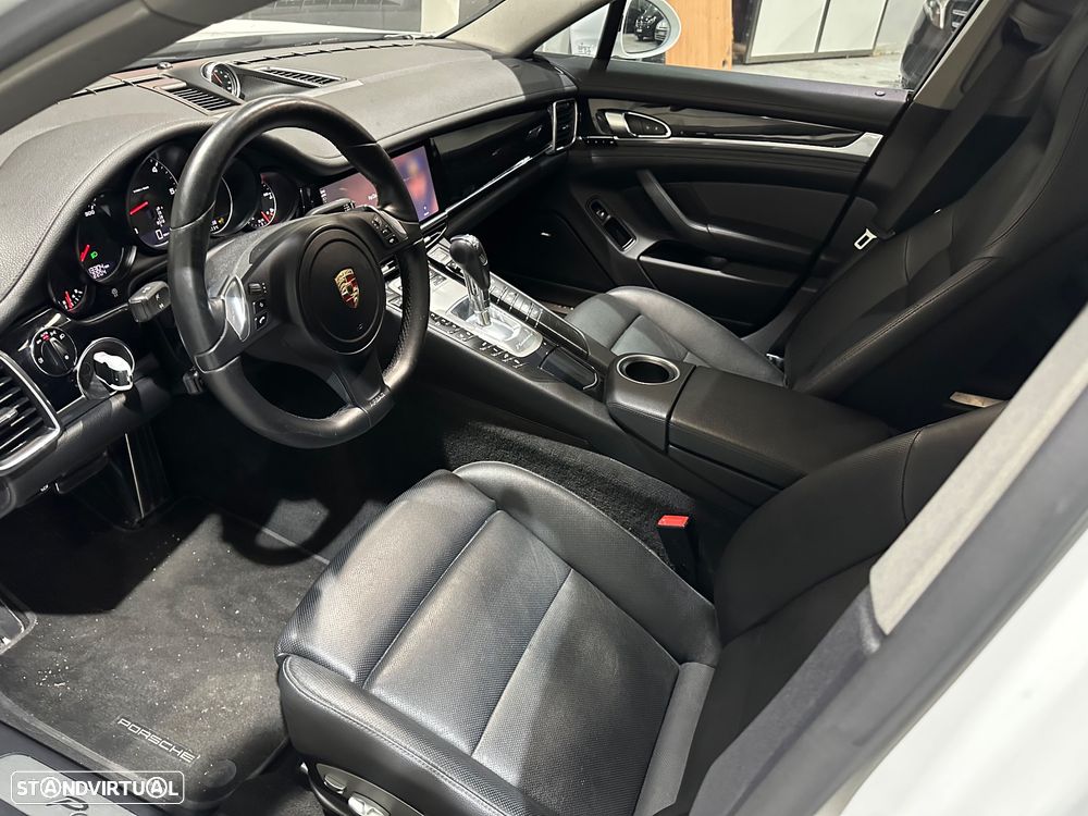 Porsche Panamera Platinum Edition - 9