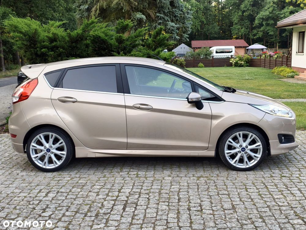 Ford Fiesta 1.0 EcoBoost STart-Stop Titanium - 11