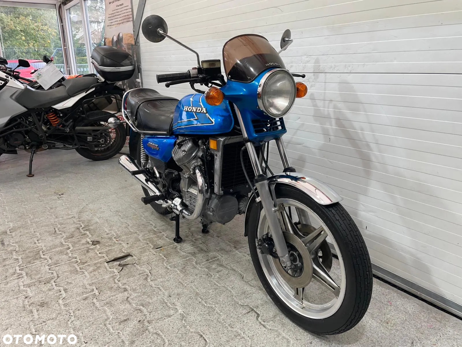Honda CX - 7