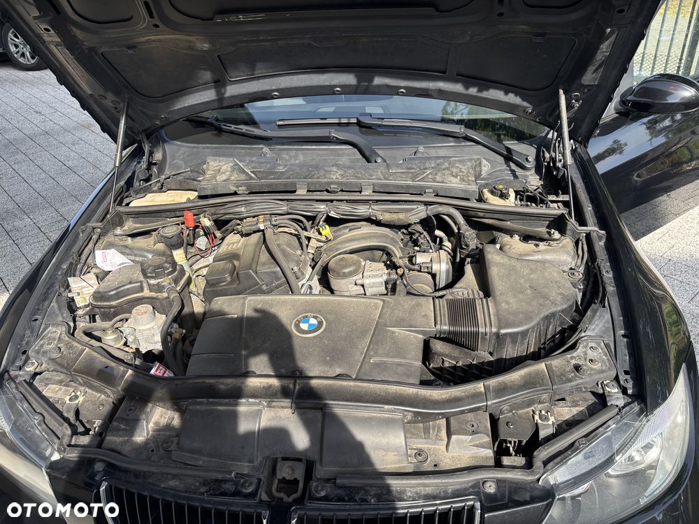 BMW Seria 3 318i - 26