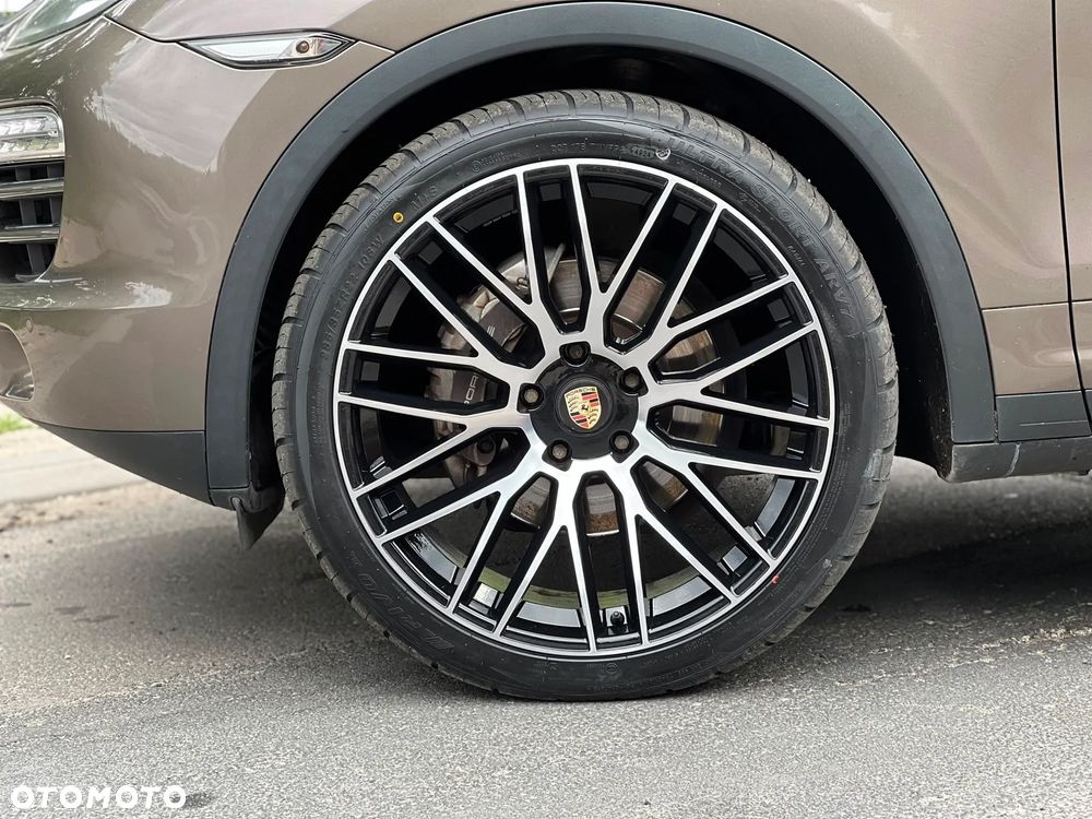 Porsche Cayenne Platinum Edition - 6