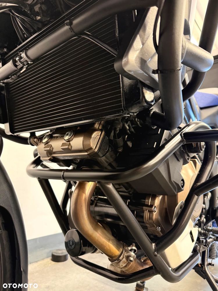 Suzuki V-STROM - 28