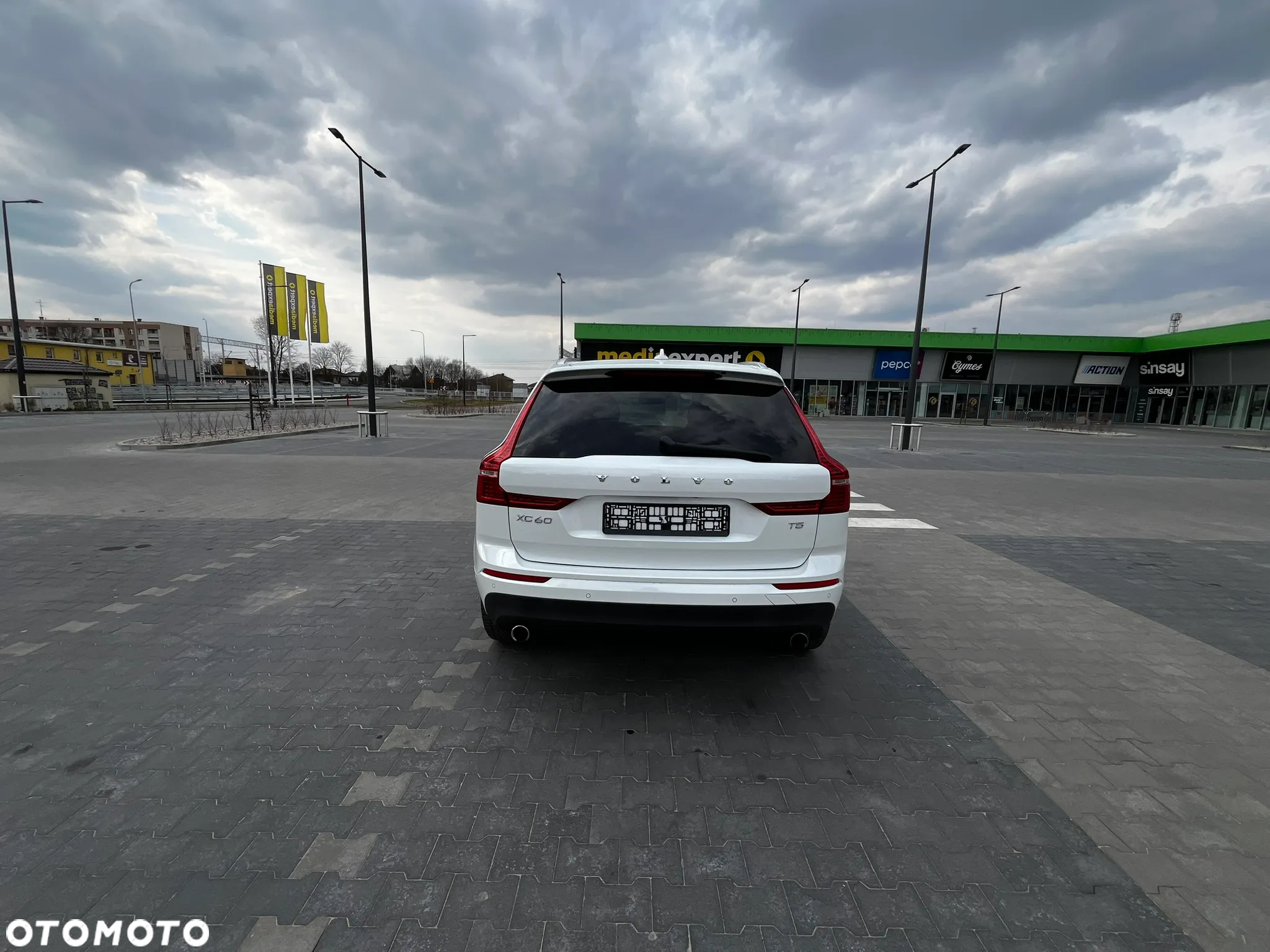Volvo XC 60 - 8