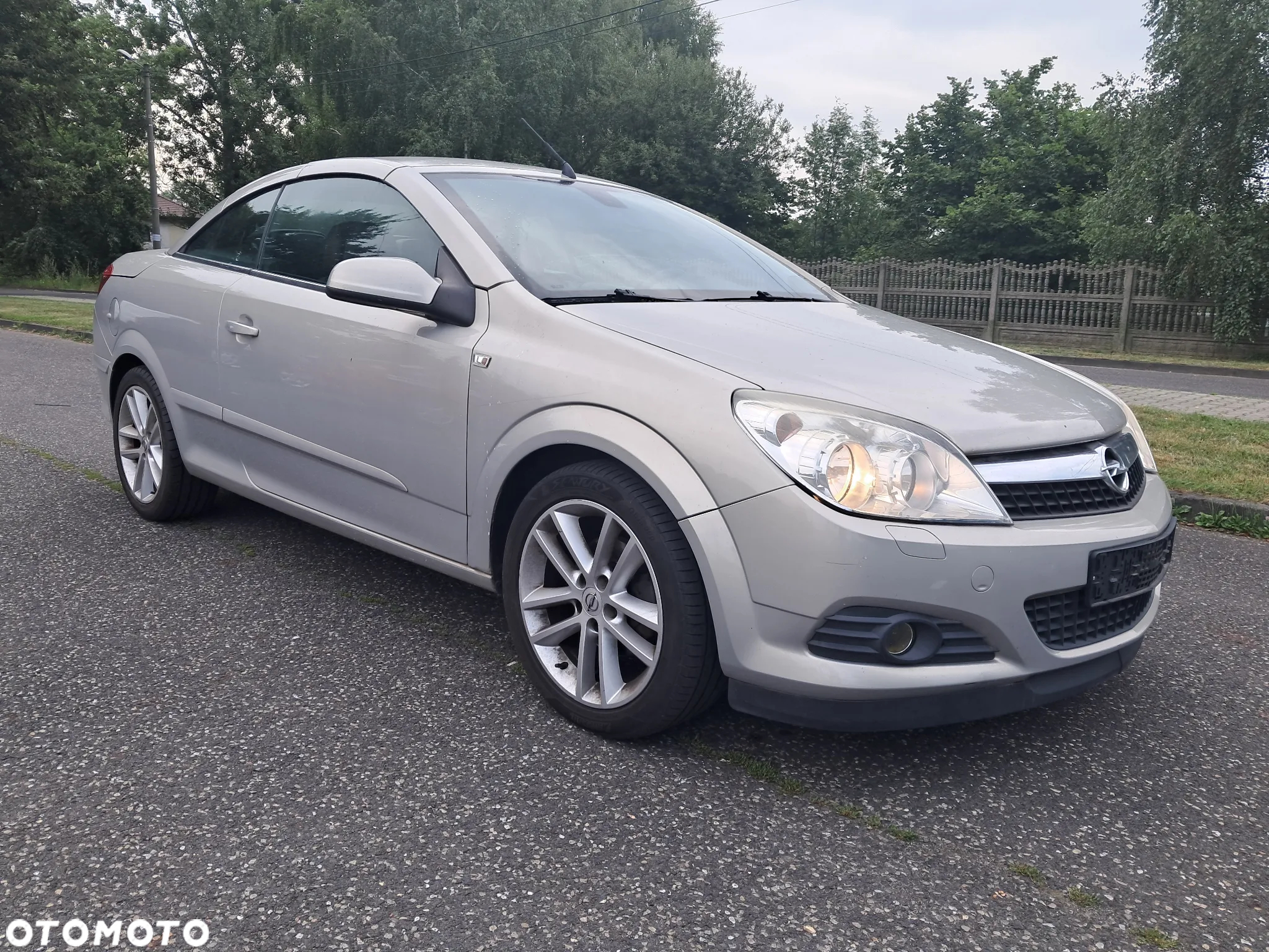 Opel Astra GTC 1.8 Automatik NAVI - 20