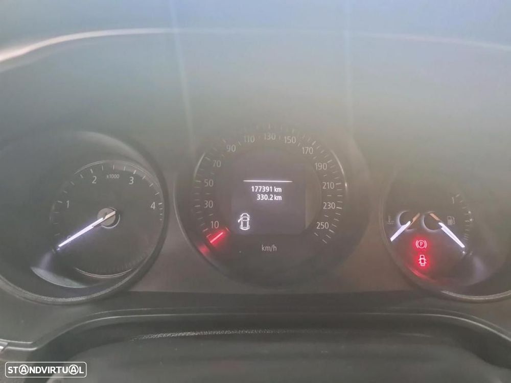 Renault Mégane 1.5 Blue dCi Limited - 6